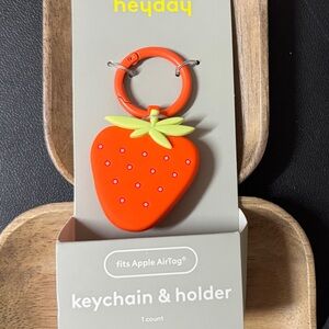 Heyday Strawberry Keychain-AirTag holder
